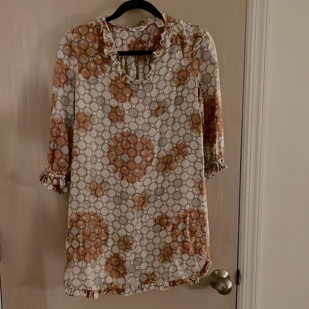 Original penguin 100% silk dress. Cute vintage fit and style. Memorable.